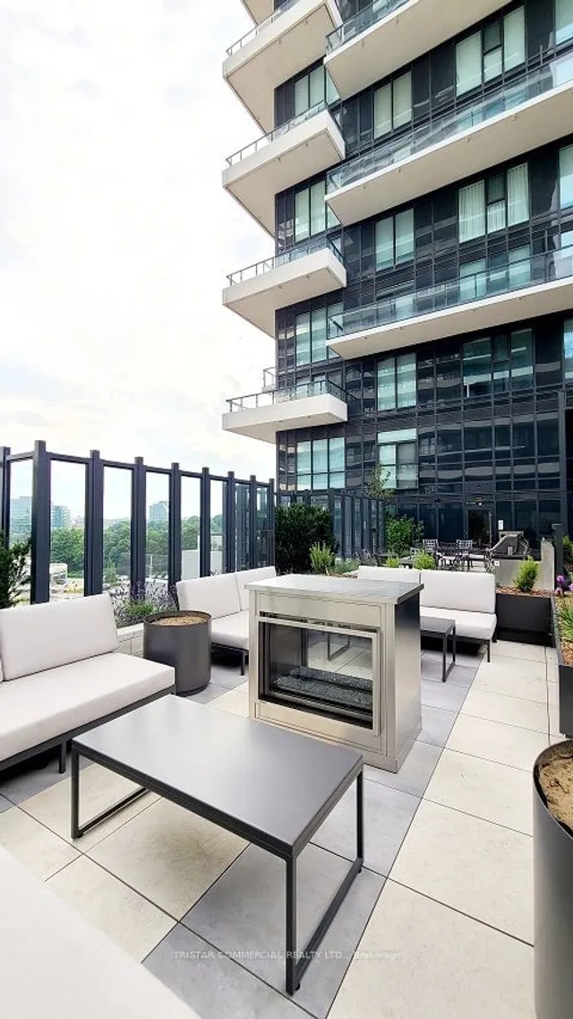 Additional image 20 of 30 Inn On The Park Dr Unit 3910