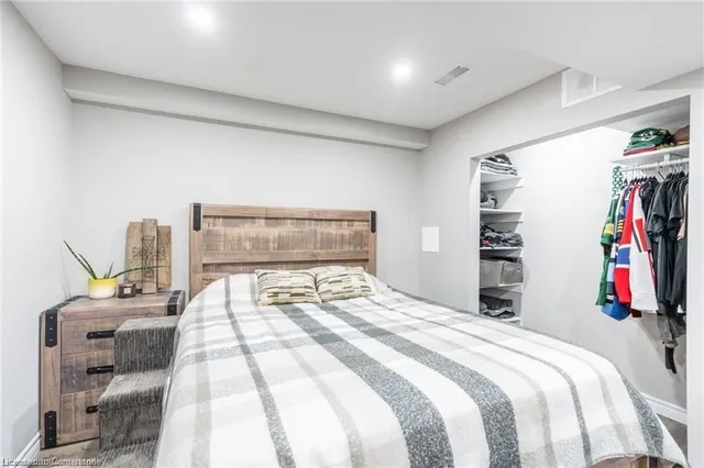 Additional image 30 of 135 Kinsman Dr