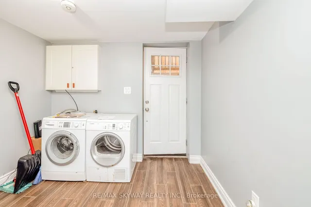 Additional image 33 of 279 ELMWOOD Cres