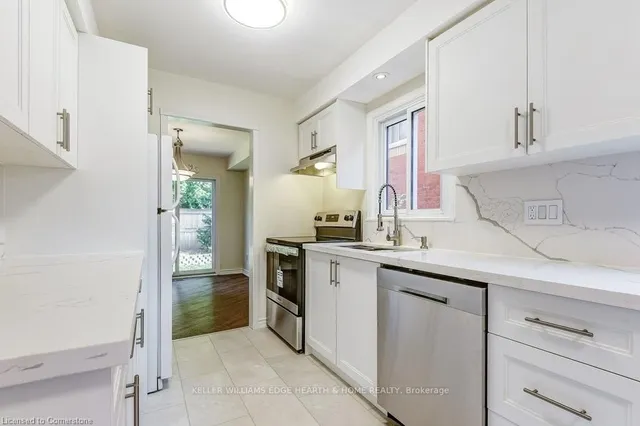 Additional image 9 of 1415 Hazelton Blvd Unit 21