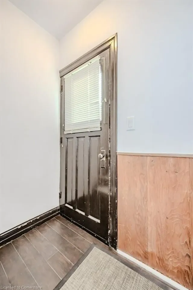 Additional image 36 of 2 Chedoke Ave