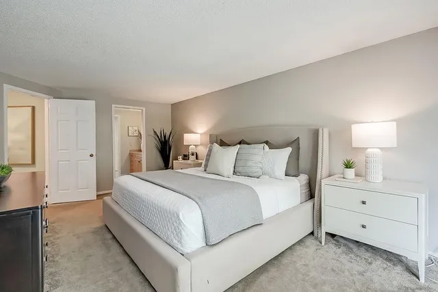 Additional image 23 of 2129 WINDING Way