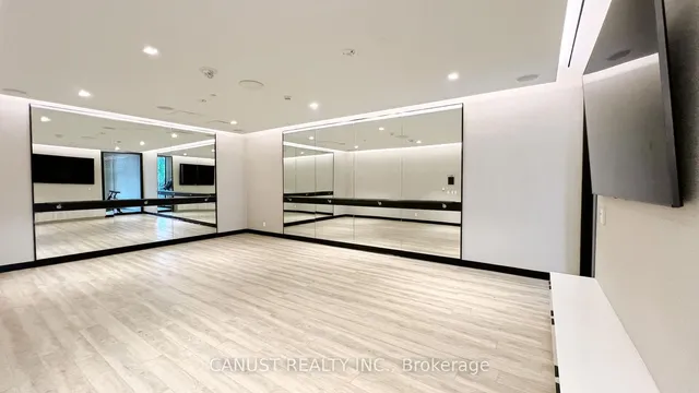 Additional image 15 of 2020 Bathurst St Unit 526