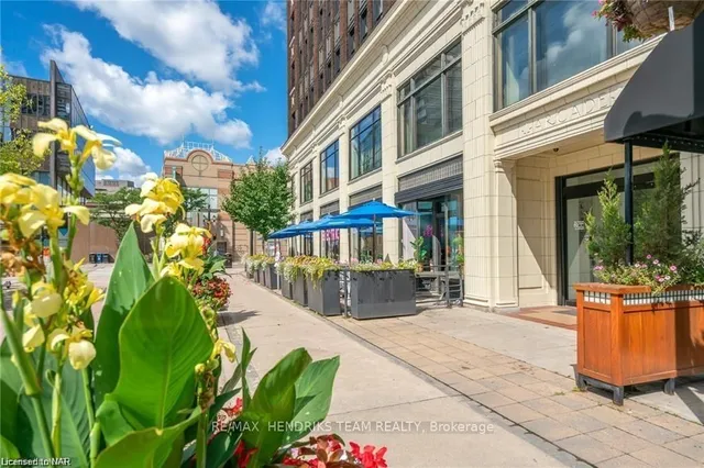 Additional image 37 of 112 KING St Unit LPH10