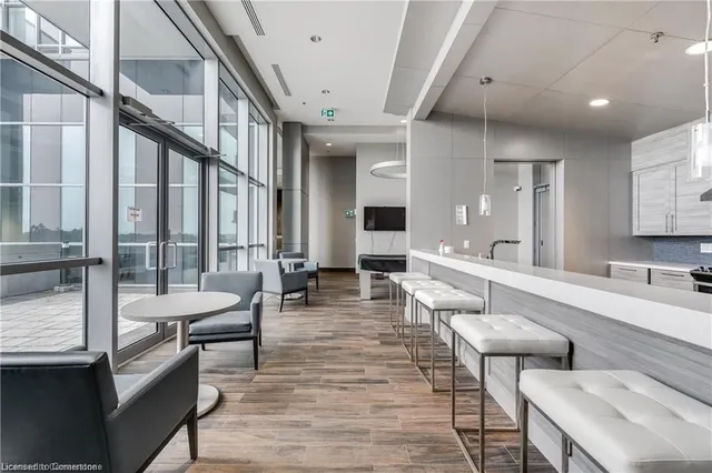 Additional image 35 of 2087 Fairview St Unit 1808