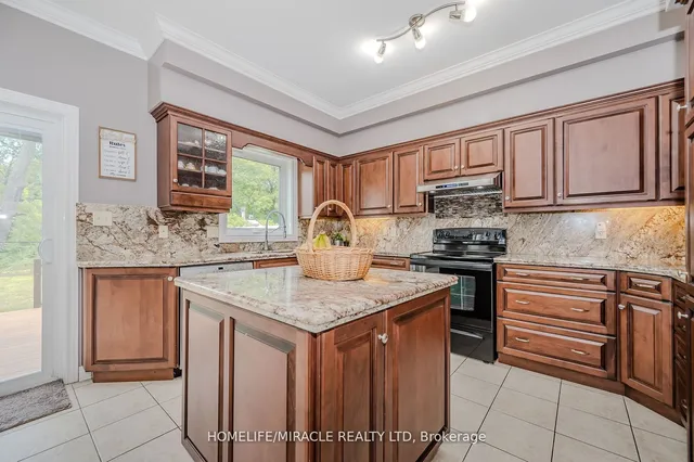 Additional image 15 of 80 Meadowbank Dr
