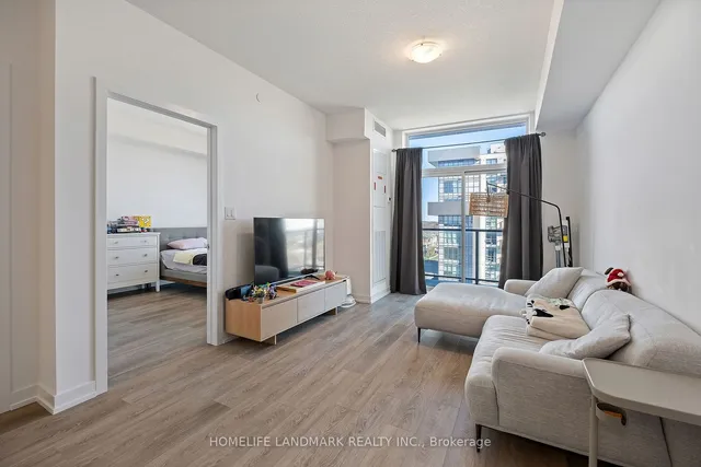 Additional image 3 of 450 Dundas St Unit 906