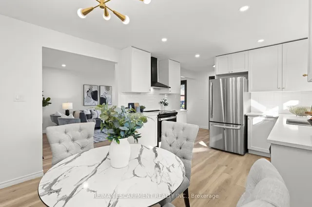 Additional image 11 of 20 Burfield Ave