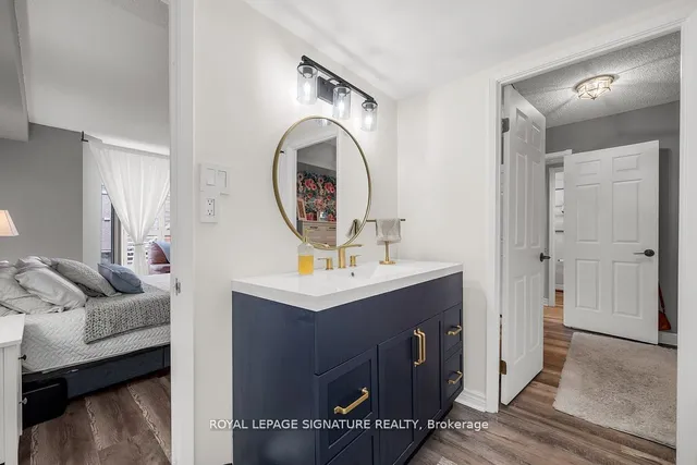 Additional image 25 of 49 Robinson St Unit 300