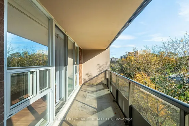 Additional image 28 of 1964 Main St Unit 501