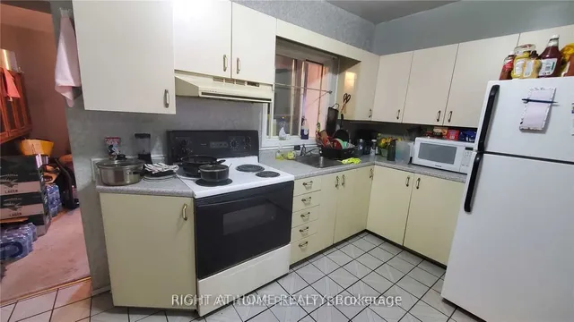 Additional image 3 of 278 Grosvenor Ave