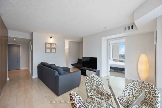 Additional image 7 of 155 Yorkville Ave Unit 2604