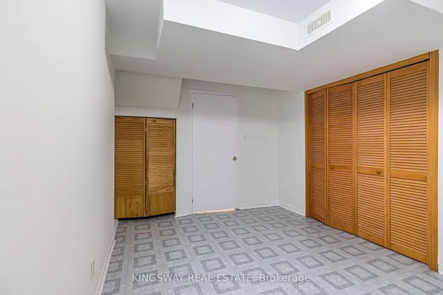 Additional image 37 of 2920 Headon Forest Dr Unit 11