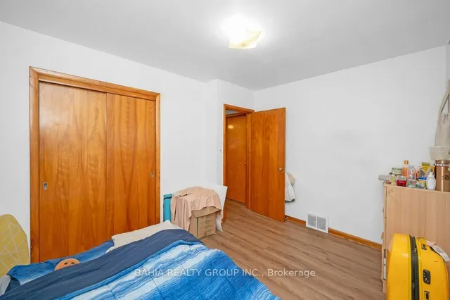 Additional image 16 of 51 Robroy Ave