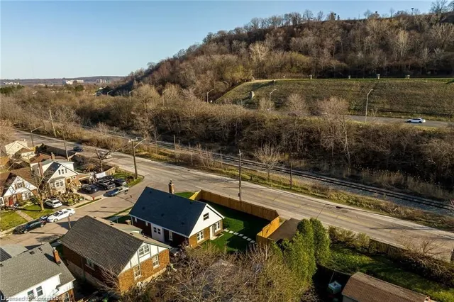 Additional image 44 of 316 Houghton Ave