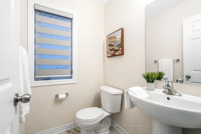 Additional image 4 of 3916 Koenig Rd