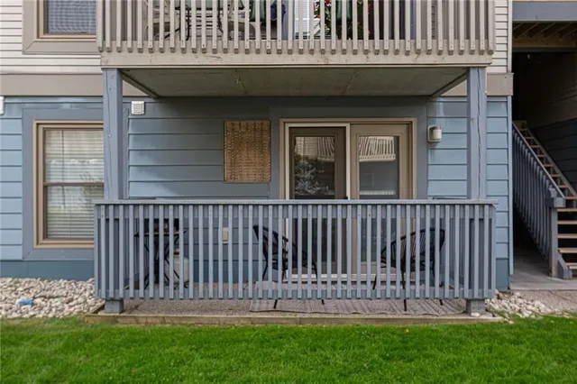 Additional image 25 of 2010 CLEAVER Ave Unit 103