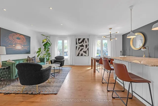 Additional image 7 of 98 FORESTGATE Dr