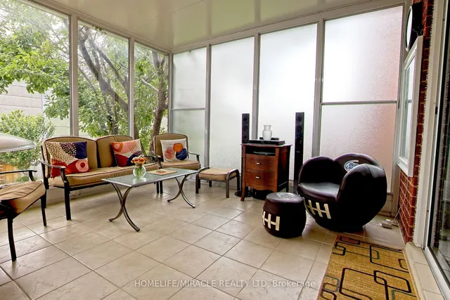 Additional image 13 of 157 Cinrickbar Dr