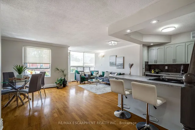 Additional image 7 of 10 John St Unit 209