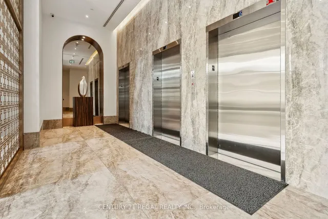 Additional image 34 of 2007 James St Unit 1106