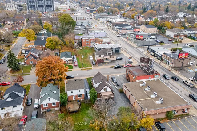 Additional image 39 of 15 Empress Ave