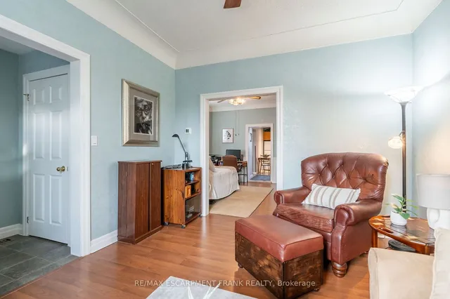 Additional image 10 of 202 CANADA St