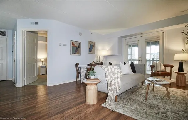 Additional image 5 of 1431 Walkers Line Unit 208