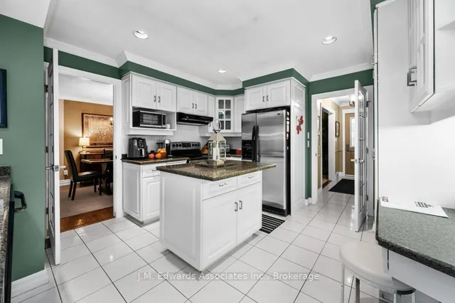 Additional image 30 of 481 Townsend Ave