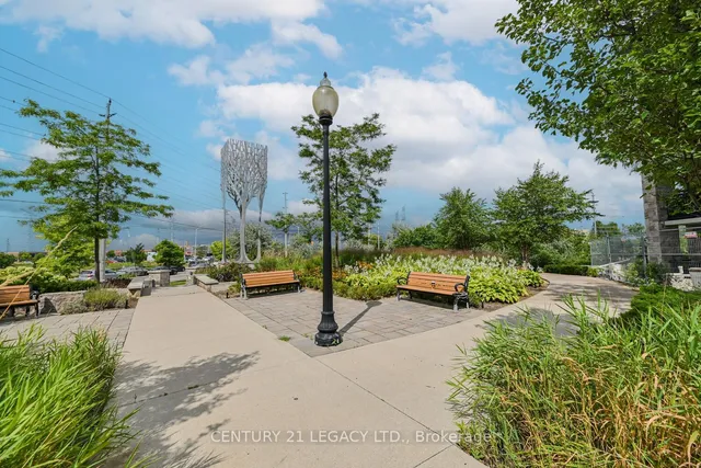 Additional image 30 of 1460 Main St Unit 214