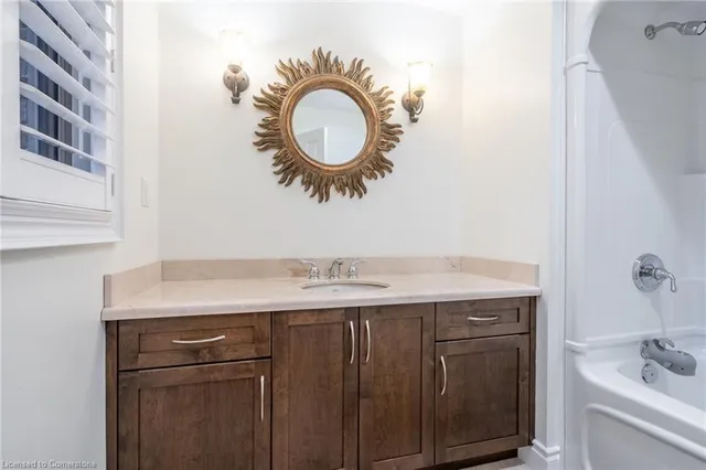 Additional image 36 of 12 Cowper Crt