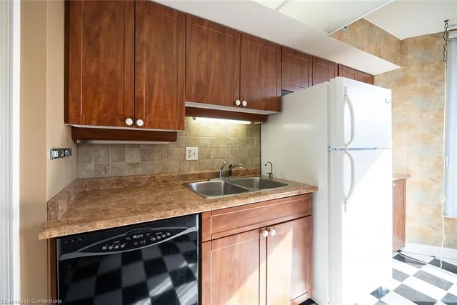 Additional image 11 of 49 Robinson St Unit 801