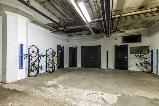 Additional image 40 of 50 Main St Unit 405