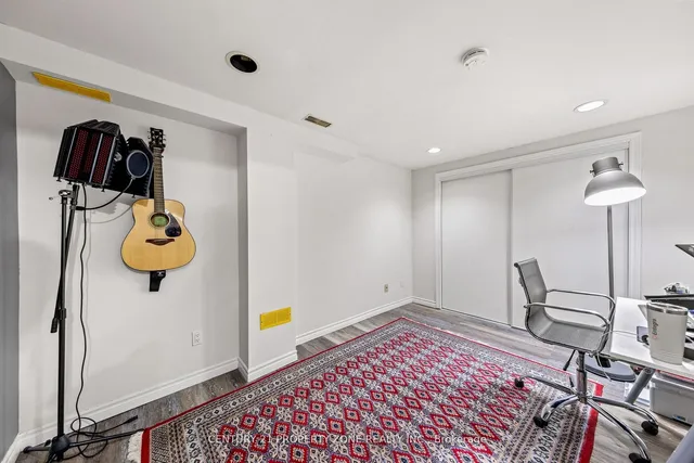 Additional image 22 of 280 Limeridge Rd Unit 2