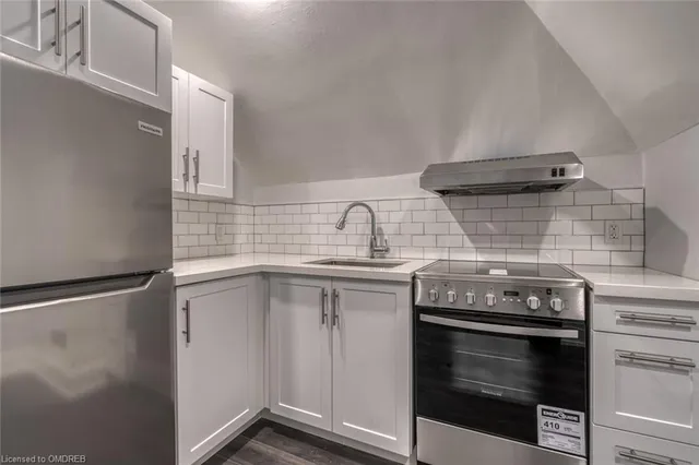 Additional image 26 of 112 Leinster Ave