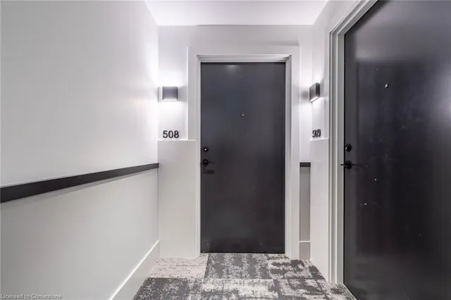 Additional image 15 of 600 North Service Rd Unit 508