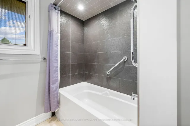 Additional image 25 of 55 Comay Rd