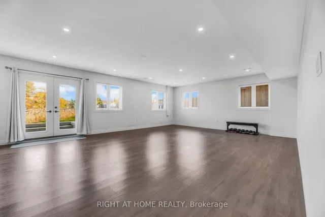 Additional image 32 of 27 Deerfield Lane