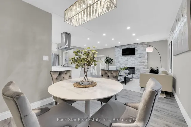 Additional image 15 of 75 Queen Victoria Dr