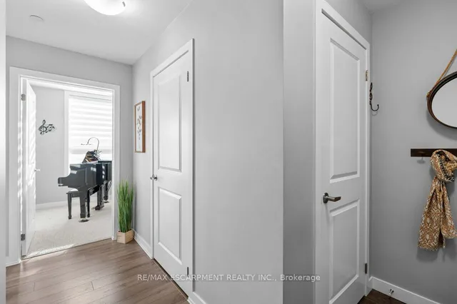 Additional image 4 of 125 SHOREVIEW Pl Unit 511