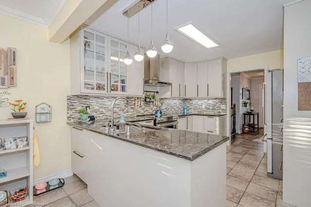 Additional image 10 of 2378 Headon Rd