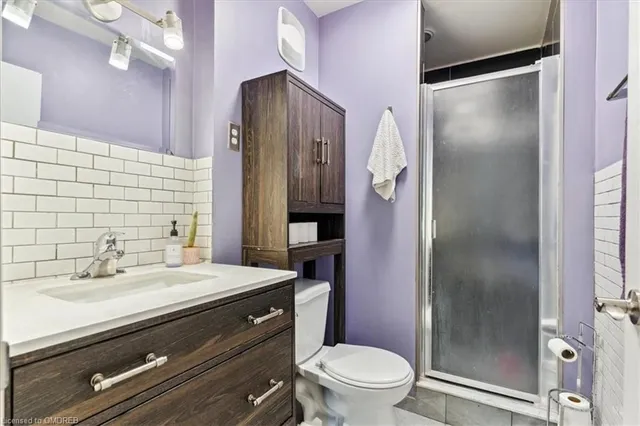 Additional image 21 of 2076 Churchill Ave