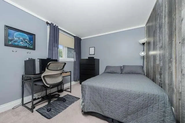 Additional image 24 of 1523 RUSHOLME Cres