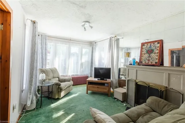 Additional image 22 of 24 Burris St