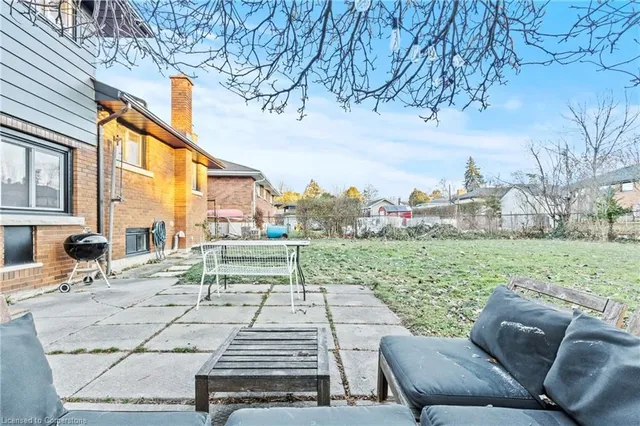 Additional image 28 of 173 Columbia Dr