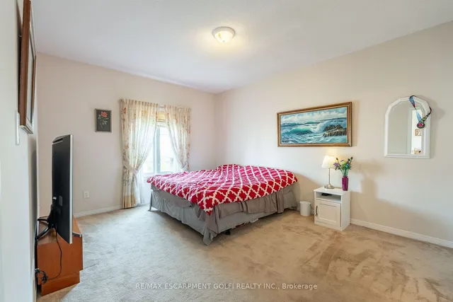 Additional image 16 of 566 Southridge Dr Unit 32