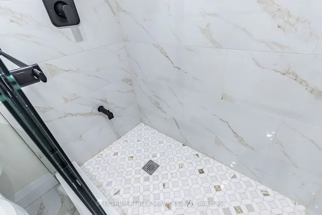 Additional image 32 of 85 Golden Orchard Dr