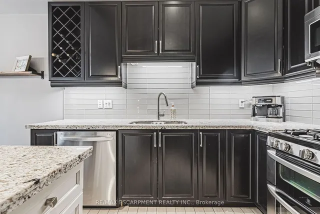 Additional image 13 of 48 Madonna Dr