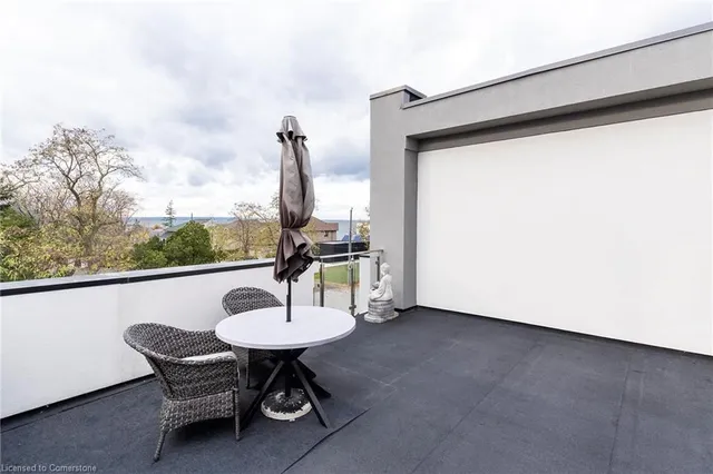 Additional image 33 of 528 Jones Rd