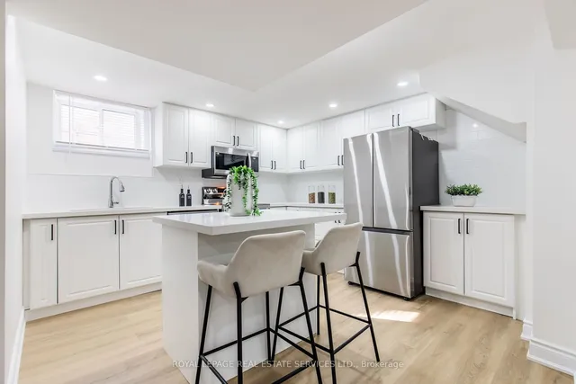 Additional image 30 of 46 Upper Walker Ave